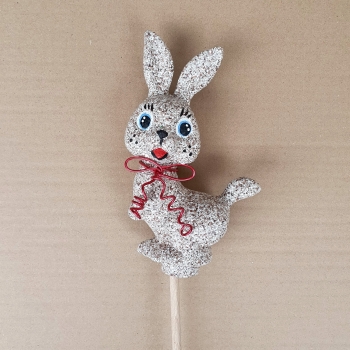 Babyhasenstecker braun mit roter Aluschleife Höhe 23cm