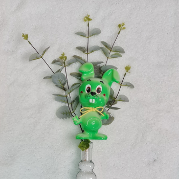 Hase "Bunny" grün - lustige Dekofigur für Gestecke