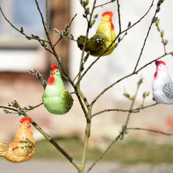 Lustiges Huhn zur Dekoration aus wetterfestem Kunststoff weis