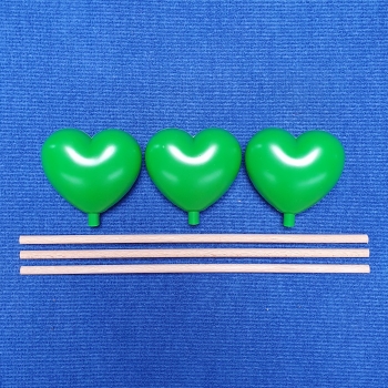 3 Stück grüne Herzen mit Holzstab
