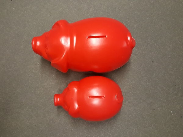 Sparschwein groß, rot  Größe 24x13cm