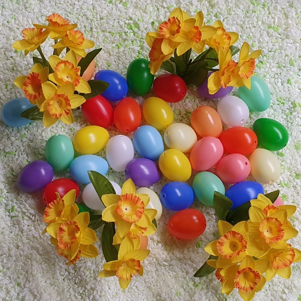 36 Stück Mini-Ostereier 3,8cm in bunten Farben