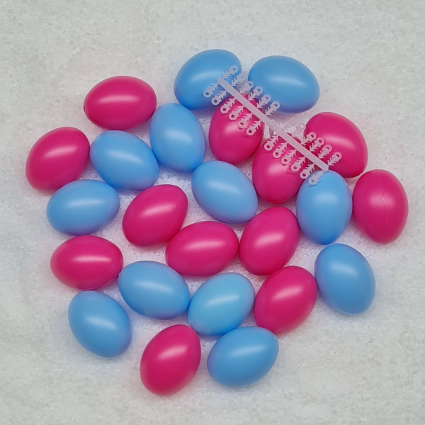 24 Stück Ostereier in hellblau-pinker Farbmischung